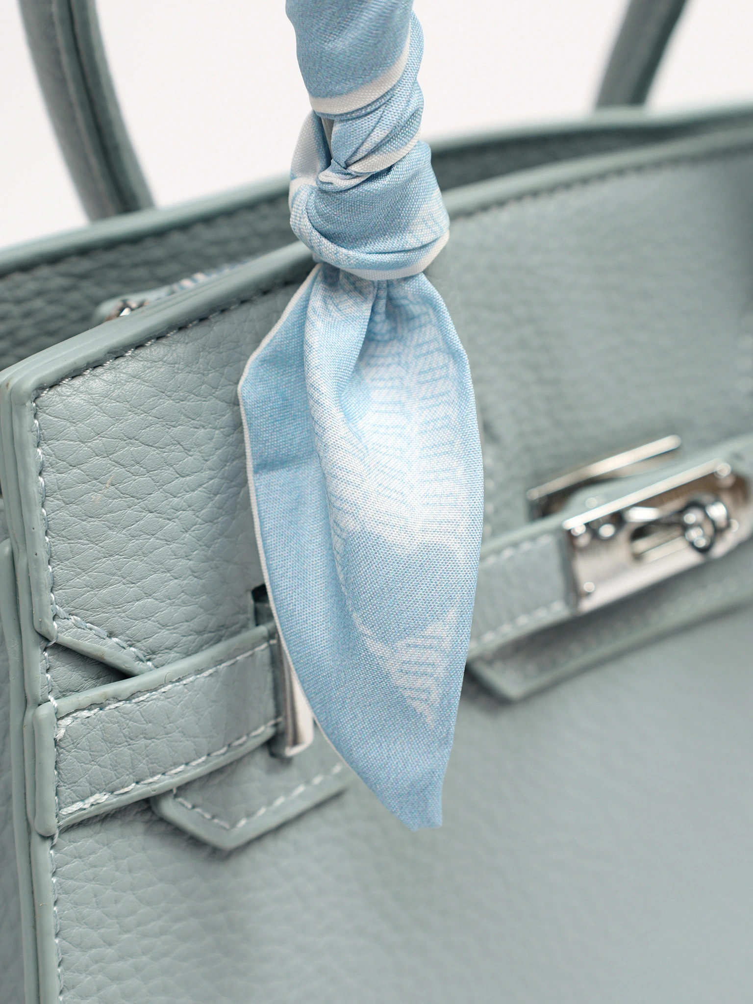 Сумка-тоут  с декоративным платком в ассортименте